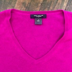 Bright 100% cashmere sweater
